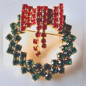 Lovely Vintage Rhinestone Wreath Brooch with dangling bow